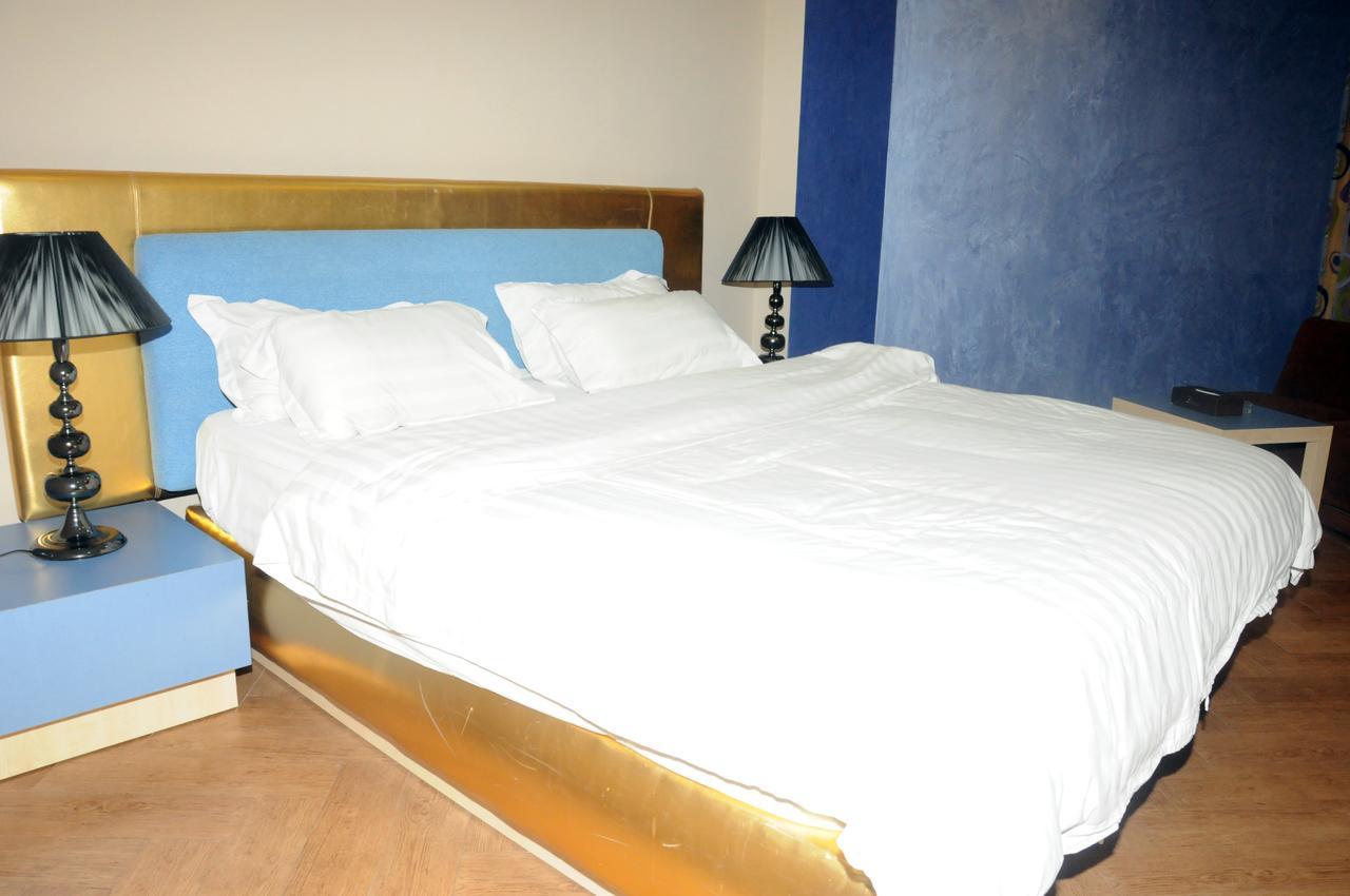 Sky Hotel Salmiya Eksteriør bilde