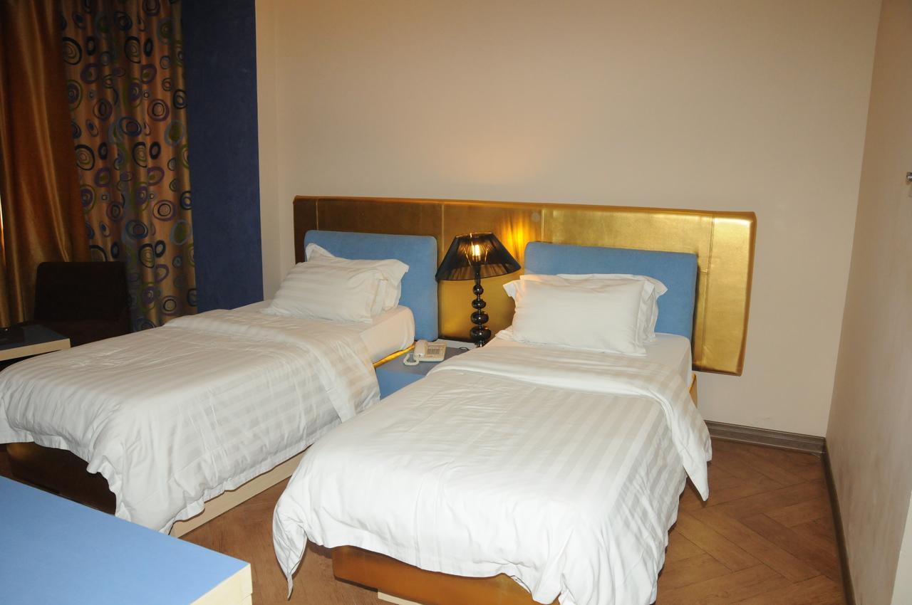 Sky Hotel Salmiya Eksteriør bilde